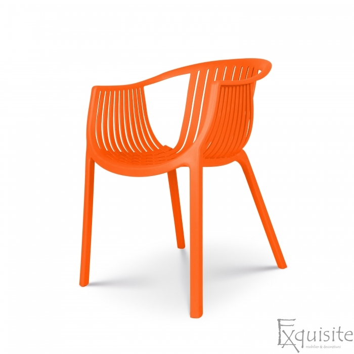 Scaun portocaliu pentru exterior sau interior, integral din plastic2