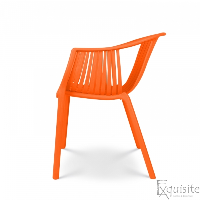 Scaun portocaliu pentru exterior sau interior, integral din plastic3