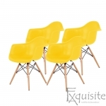 Scaun galben din plastic cu picioare din lemn - Set 4 bucati0