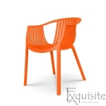 Scaun portocaliu pentru exterior sau interior, integral din plastic1