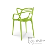 Scaun verde din plastic rezistent pentru terasa sau interior3